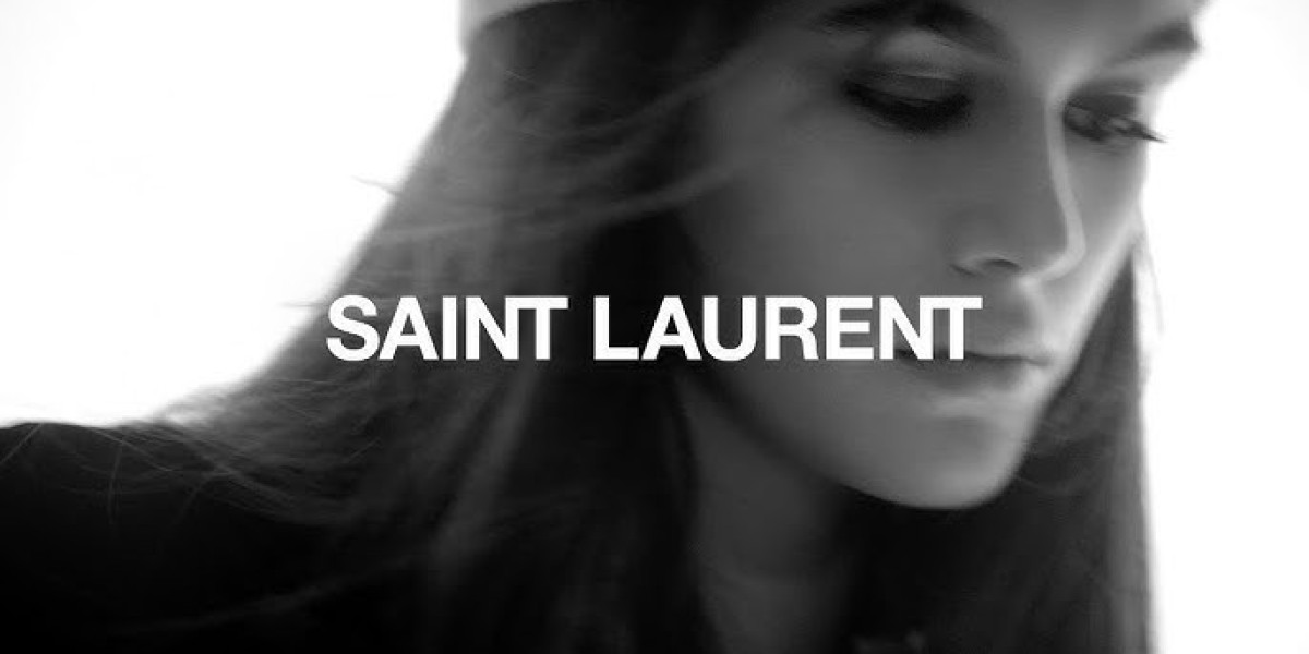 Saint Laurent Bags On Sale print finds its place in the form of fresh